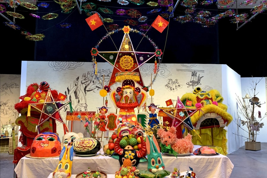 Mâm cỗ trông trăng: "Bàn tiệc" giàu ý nghĩa của mùa thu