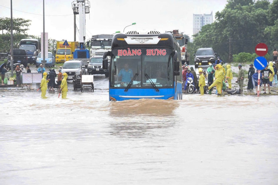 Thông tin đợt mưa lớn ở các tỉnh miền Bắc và thủ đô Hà Nội hiện nay