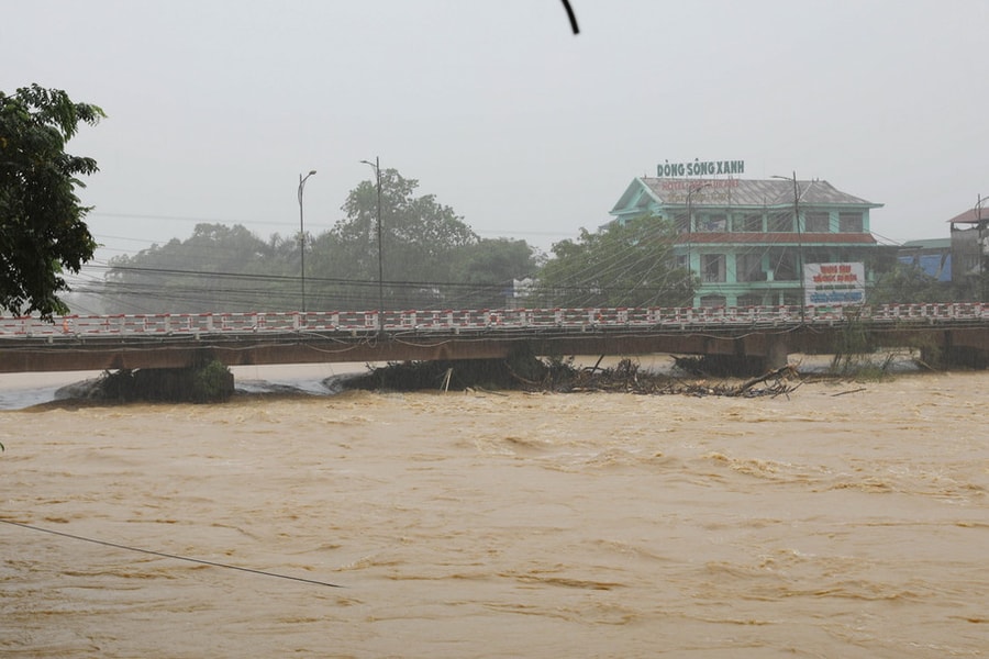 Thái Nguyên: Lũ sông Cầu vượt đỉnh lịch sử hơn 1 mét