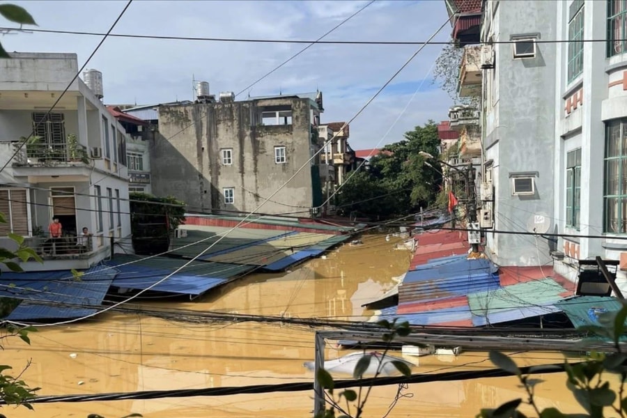 Thái Nguyên: Sinh viên mắc kẹt tại các nhà trọ ngập nước, phụ huynh ở xa thắt lòng kêu cứu