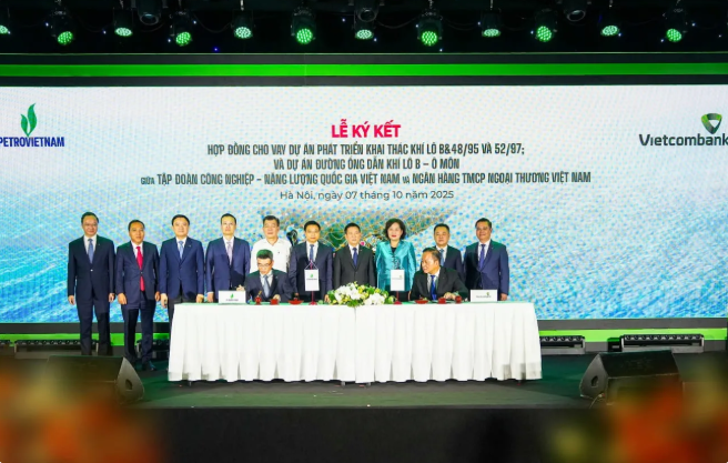 Vietcombank và Petrovietnam ký kết hợp đồng tín dụng hơn 1 tỷ USD cho Chuỗi dự án khí điện Lô B - Ô Môn