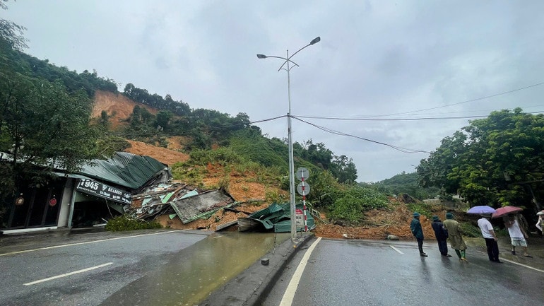 Lào Cai: 452 người thoát thảm kịch nhờ hành động không do dự của lực lượng Công an