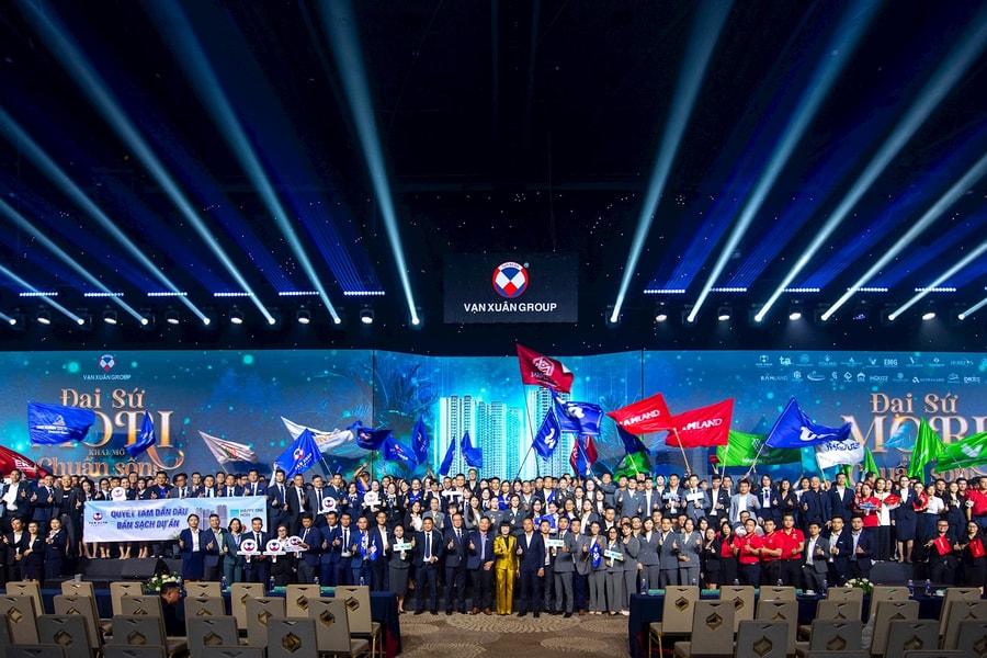 Vạn Xuân Group khẳng định vị thế tiên phong bằng chiến dịch ra quân toàn quốc