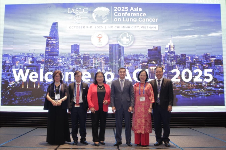Hàng trăm nhà khoa học quốc tế và Việt Nam 'hội tụ' bàn giải pháp nâng chất lượng chẩn đoán, điều trị ung thư phổi