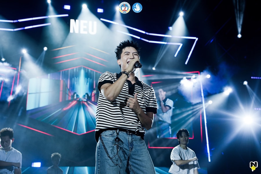 NEU Concert 2025: Bùng nổ đầy cảm xúc