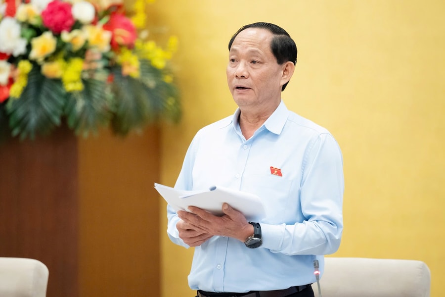 Nghị quyết Phê chuẩn Phó Chủ nhiệm Ủy ban Quốc phòng, An ninh và Đối ngoại của Quốc hội khóa XV