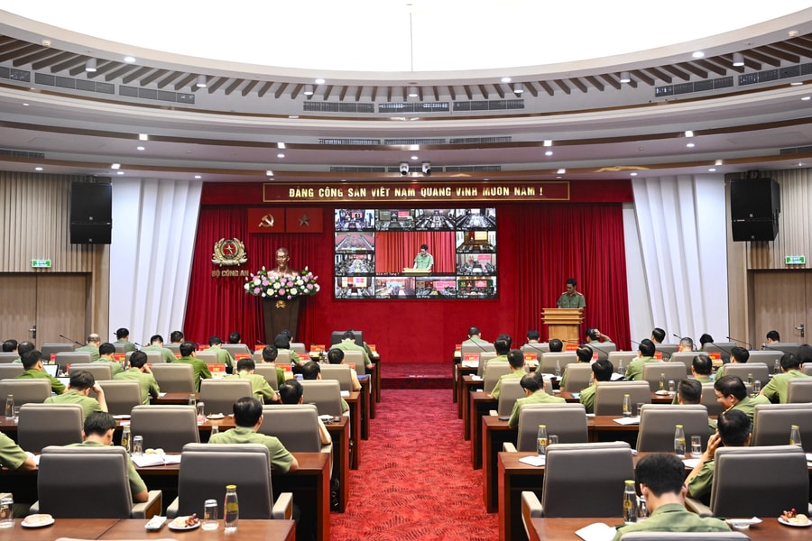 Bảo đảm tuyệt đối an ninh, an toàn đối tượng cảnh vệ, không để xảy ra sai sót dù là nhỏ nhất