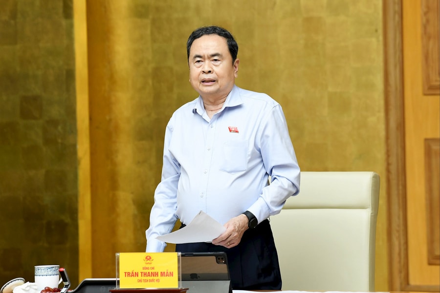 Thực hiện nghiêm Nội quy kỳ họp, xác định rõ tiến độ, người chịu trách nhiệm từng nội dung trình Quốc hội