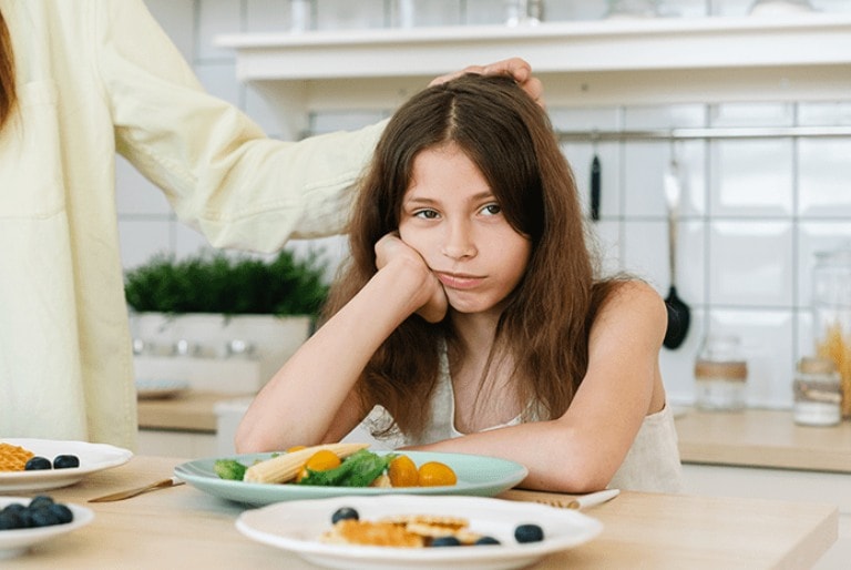 Căn bệnh tiềm ẩn phía sau thói quen “kén ăn” của người trẻ