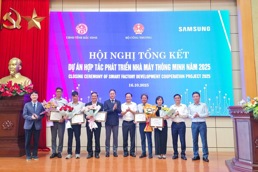 Samsung Việt Nam tổng kết dự án hỗ trợ phát triển nhà máy thông minh tại phía Bắc