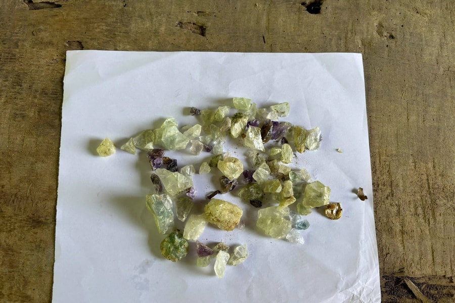 Công an tỉnh Lào Cai phát hiện, phối hợp khởi tố vụ án “lừa đảo chiếm đoạt tài sản” với chiêu trò “đổ thạch” trực tuyến