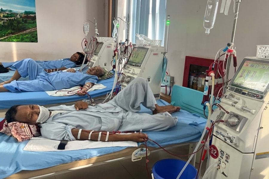 “Pháo đài trắng” giữa dòng nước lũ Thái Nguyên