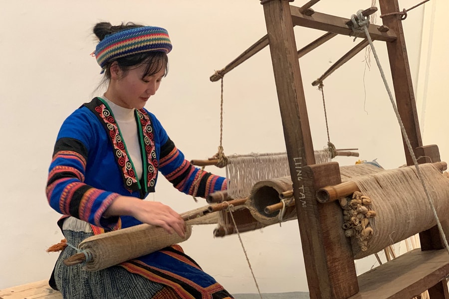 Phát triển thủ công mỹ nghệ bền vững để gìn giữ bản sắc, xóa đói giảm nghèo