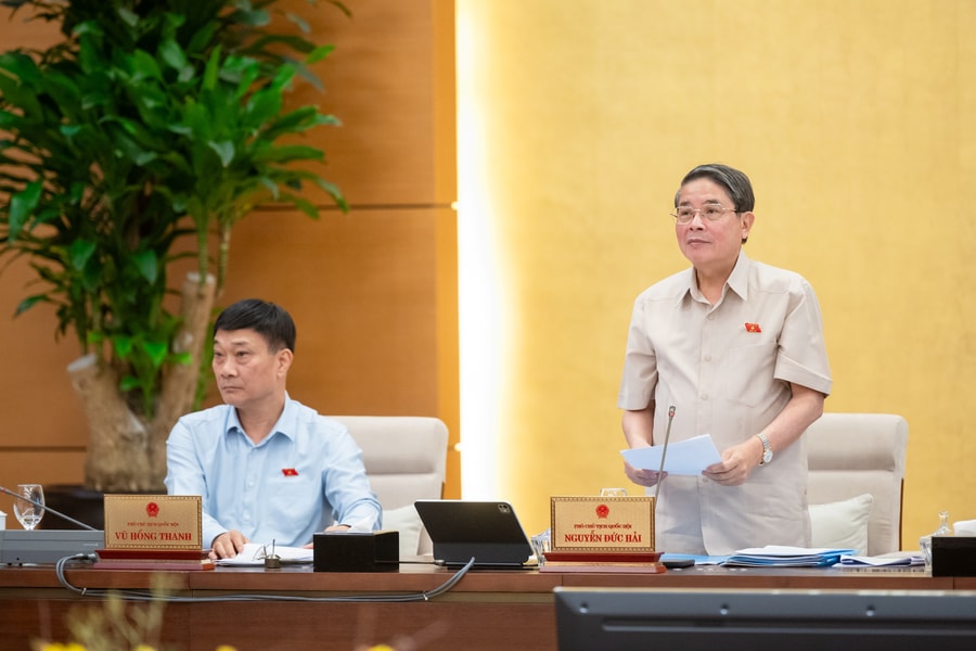 Động viên hợp lý, công bằng các khoản thu nhập, thúc đẩy tăng trưởng kinh tế