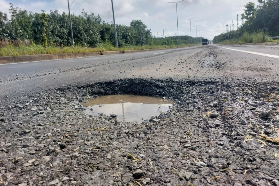 TP. Hồ Chí Minh: Yêu cầu khắc phục hư hỏng đường ĐT741 và tạo lực Bắc Tân Uyên – Phú Giáo – Bàu Bàng