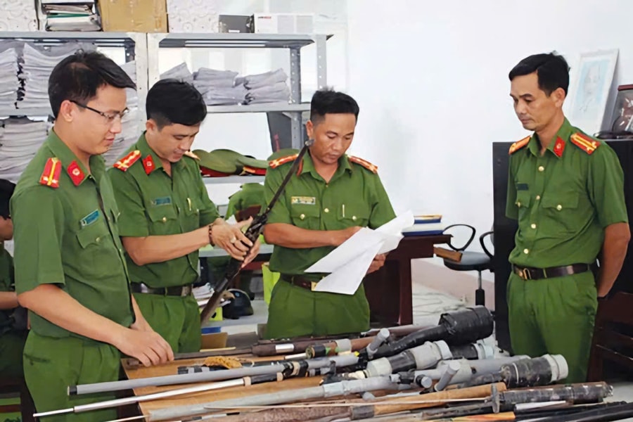 TP. Hồ Chí Minh: UBND cấp xã tiếp tục thực hiện công tác quản lý vũ khí, vật liệu nổ, công cụ hỗ trợ