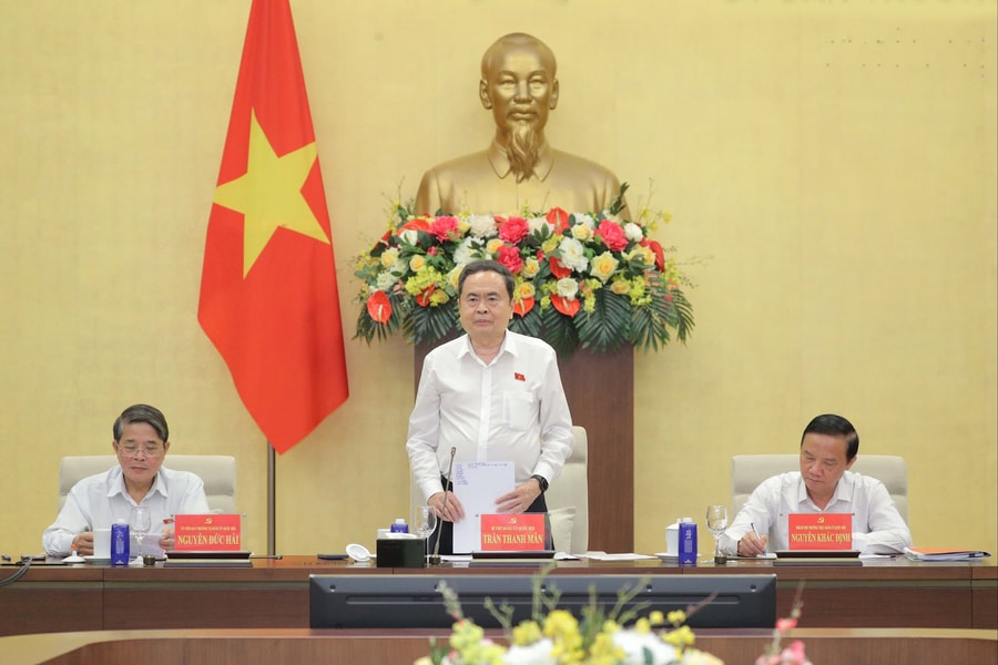 Bí thư Đảng ủy Quốc hội, Chủ tịch Quốc hội Trần Thanh Mẫn chủ trì hội nghị với các Tổ trưởng Tổ Đảng, Trưởng đoàn đại biểu Quốc hội