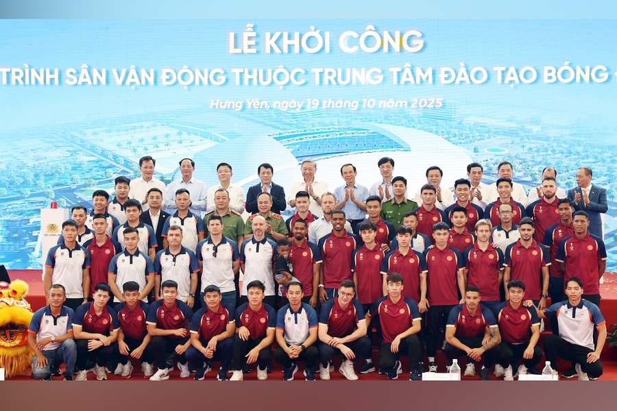 Tổng Bí thư Tô Lâm dự Lễ khởi công công trình sân vận động thuộc Trung tâm đào tạo bóng đá PVF