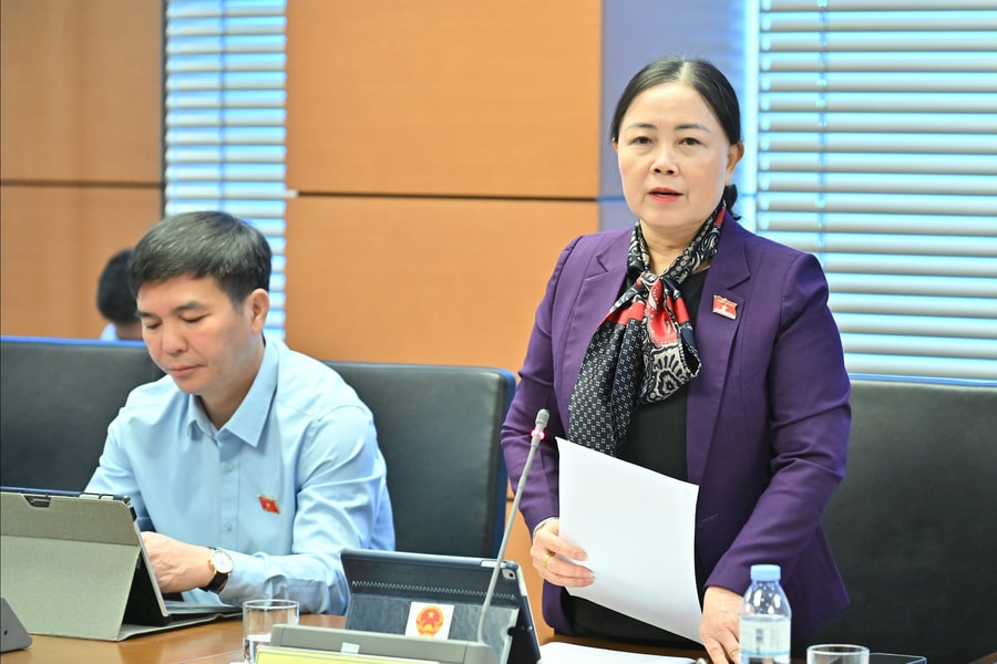 21/10/2025: ĐBQH Đoàn Thị Hảo (Thái Nguyên) phát biểu tại tổ 5