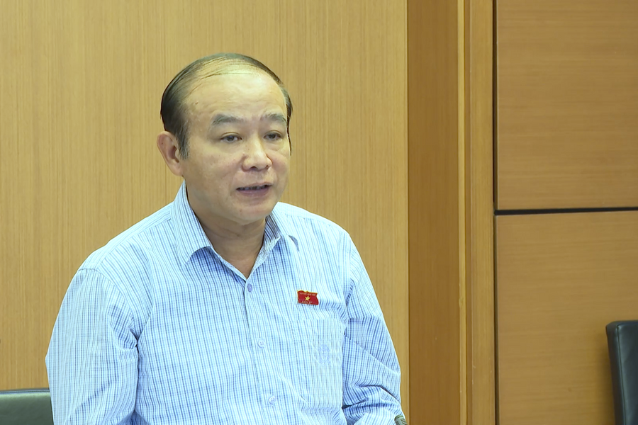 ĐBQH Lã Thanh Tân (Hải Phòng) phát biểu tại tổ 9, ngày 21/10/2025