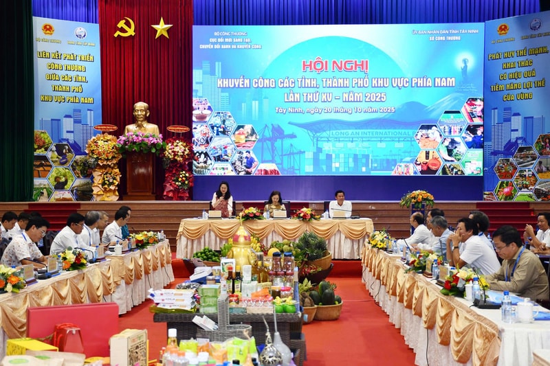 Gắn khuyến công với chuyển đổi số, ưu tiên hỗ trợ ứng dụng công nghệ tiên tiến, thân thiện môi trường