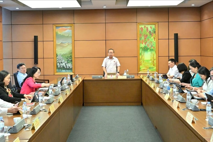 Có nên quy định chính sách phát triển đơn vị sự nghiệp công lập trong Luật Viên chức?