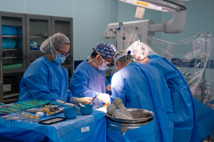 Phía sau ca đại phẫu con dâu hiến gan cứu mẹ chồng