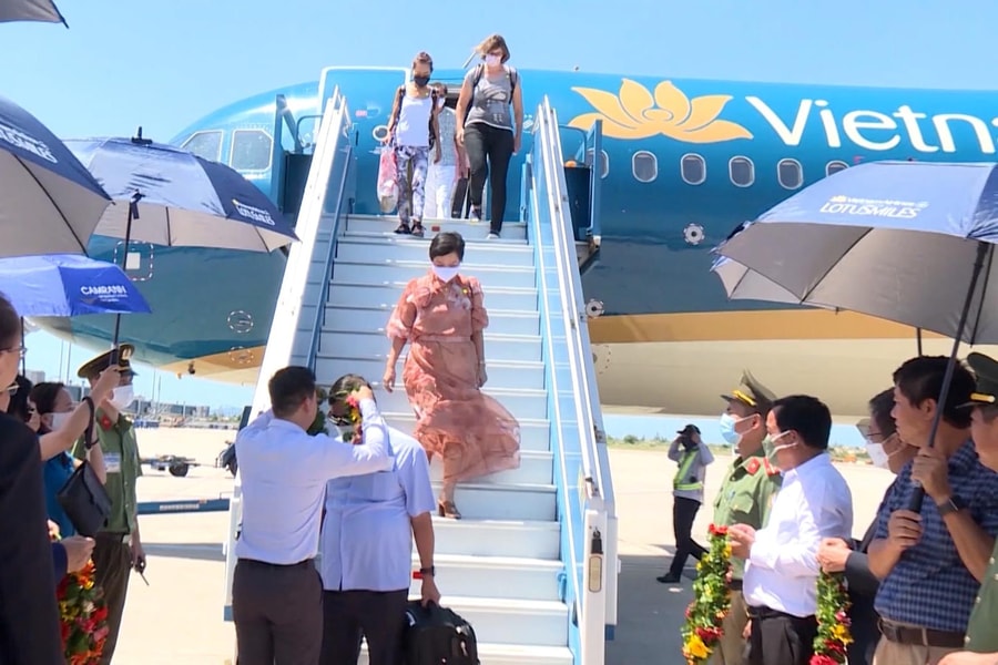 Tạo hành lang pháp lý vững chắc để ngành hàng không Việt Nam phát triển