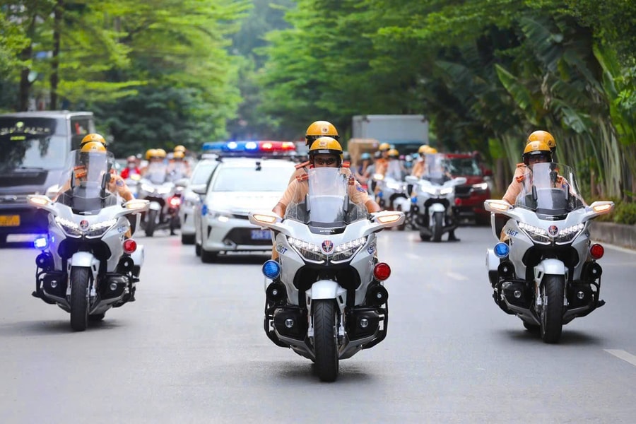 Phân luồng giao thông phục vụ Lễ mở ký Công ước Hà Nội