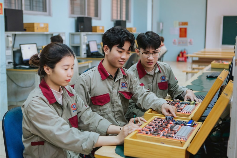 Giáo dục nghề nghiệp theo tinh thần Nghị quyết 71-NQ/TW: Đổi mới từ cơ chế đến đào tạo