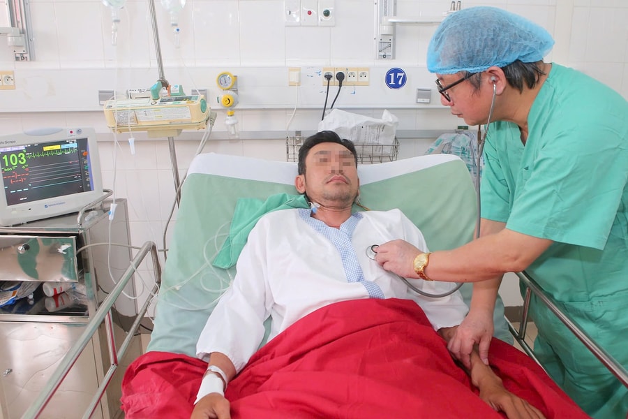 Bệnh viện Trung ương Huế tiên phong ứng dụng công nghệ bảo quản thận bằng máy Lifeport