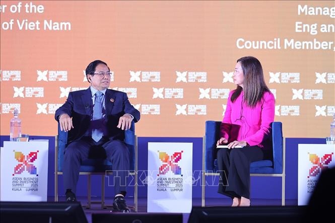 Thủ tướng Phạm Minh Chính dự đối thoại cấp cao tại Hội nghị thượng đỉnh kinh doanh - đầu tư ASEAN