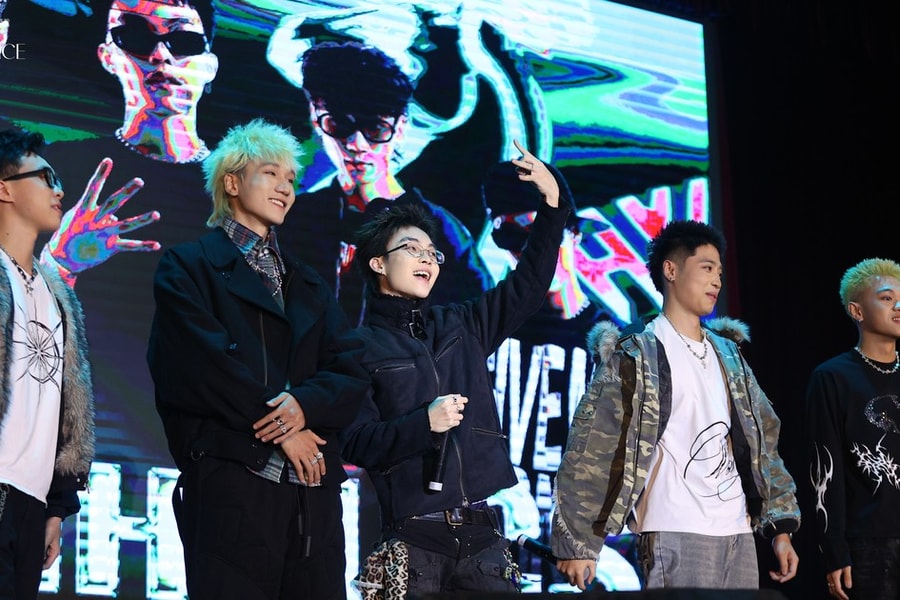 Đại nhạc hội chào đón tân sinh viên của khoa Chính trị học - Học viện Báo chí và Tuyên truyền