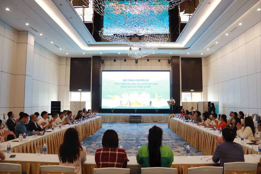 Phát triển bền vững và chuyển đổi xanh trong sản xuất công nghiệp