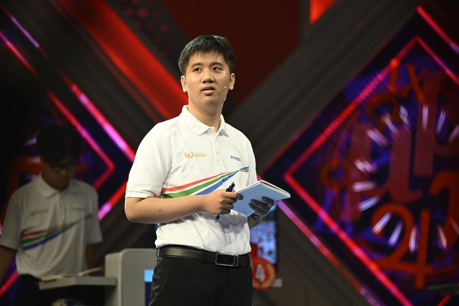 Chủ tịch Đồng Tháp gửi thư chúc mừng Nguyễn Nhựt Lam, ghi nhận nỗ lực tại Olympia