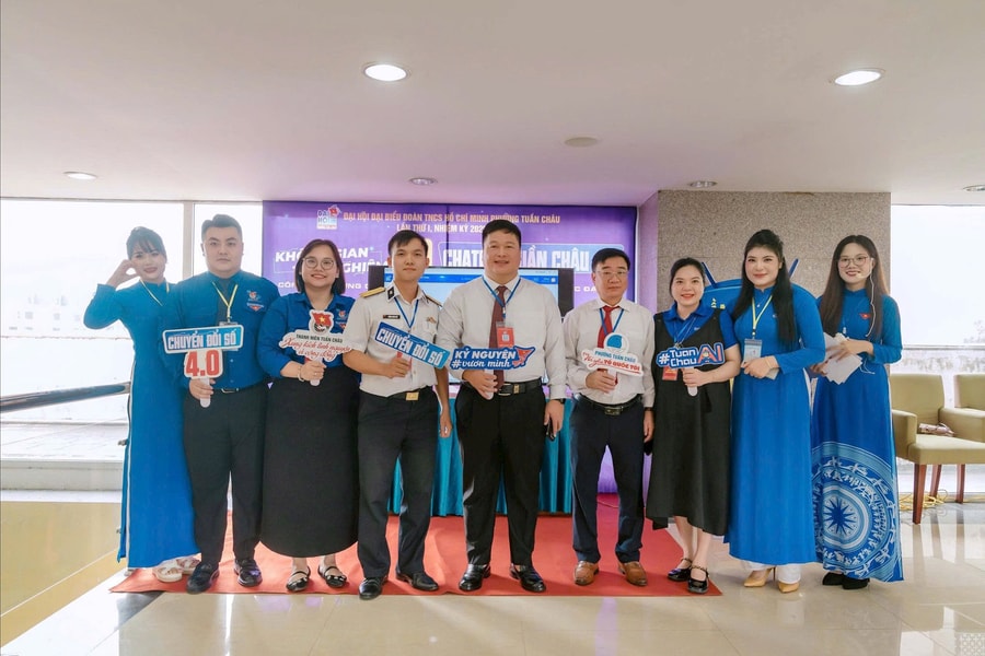 Quảng Ninh: Tuổi trẻ phường Tuần Châu tiên phong ứng dụng AI Chatbot vào tổ chức Đại hội Đoàn