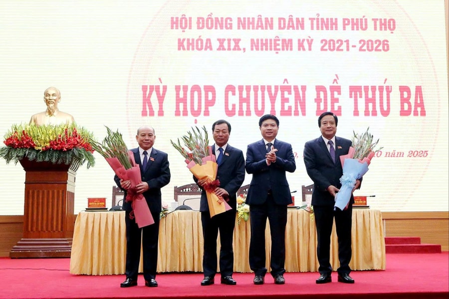 Ông Bùi Đức Hinh được bầu giữ chức Chủ tịch HĐND tỉnh Phú Thọ