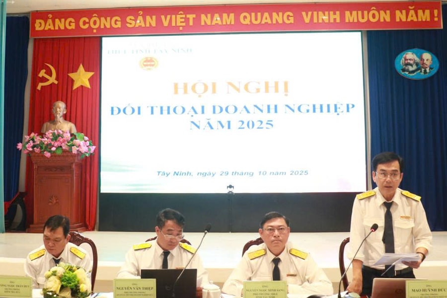 Thuế tỉnh Tây Ninh đối thoại với doanh nghiệp, người nộp thuế