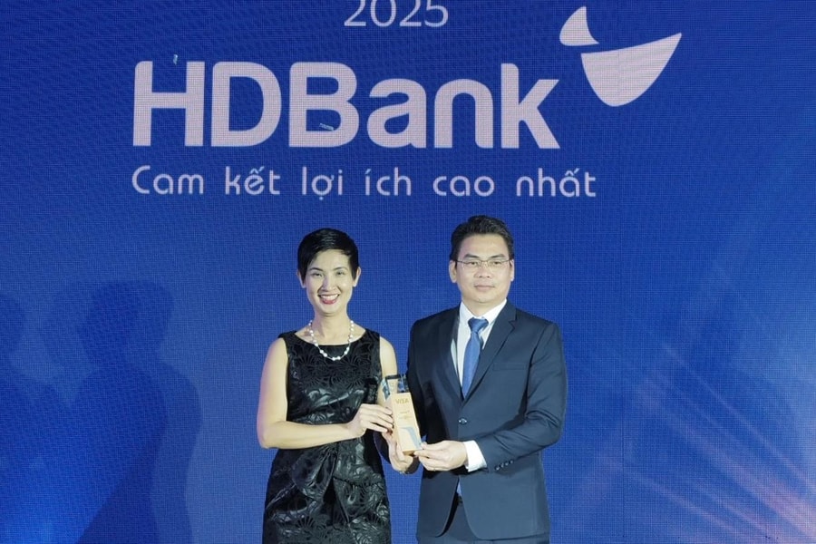 HDBank lập cú đúp giải thưởng từ Visa, ghi dấu hành trình số hóa toàn diện