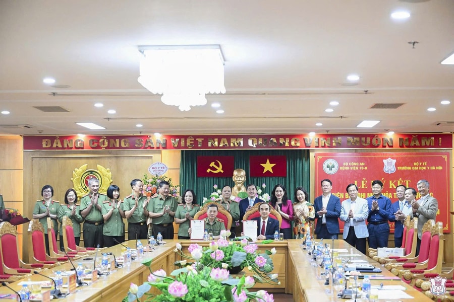 Trường Đại học Y Hà Nội và Bệnh viện 19-8 ký kết thỏa thuận hợp tác toàn diện trong đào tạo và nghiên cứu y khoa