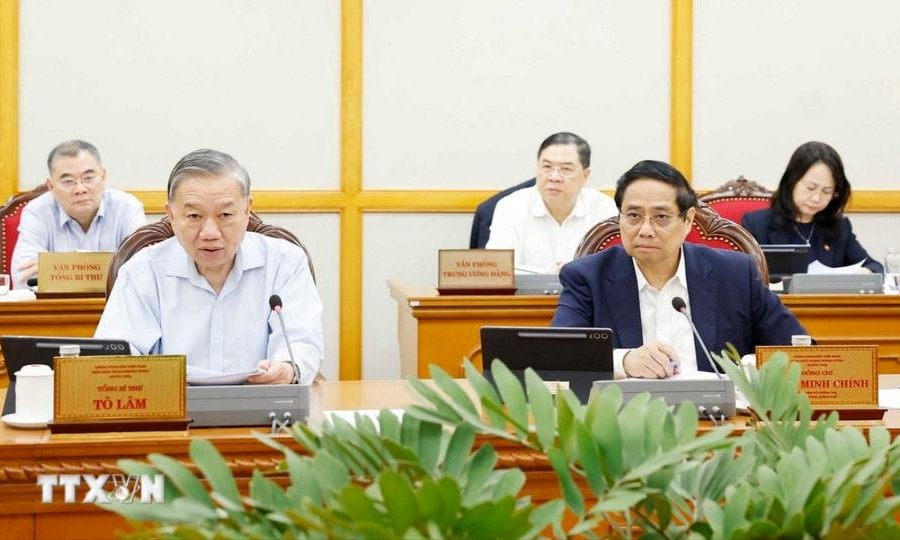 Kết luận của Bộ Chính trị, Ban Bí thư về công tác đại hội đảng bộ trực thuộc Trung ương và nhiệm vụ thời gian tới