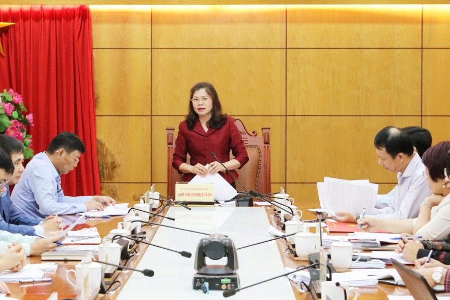 Quan tâm chi cho đầu tư xây dựng cơ sở hạ tầng, xử lý vệ sinh môi trường