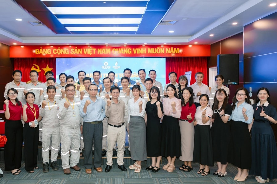 Bồi đắp nền tảng phát triển bền vững