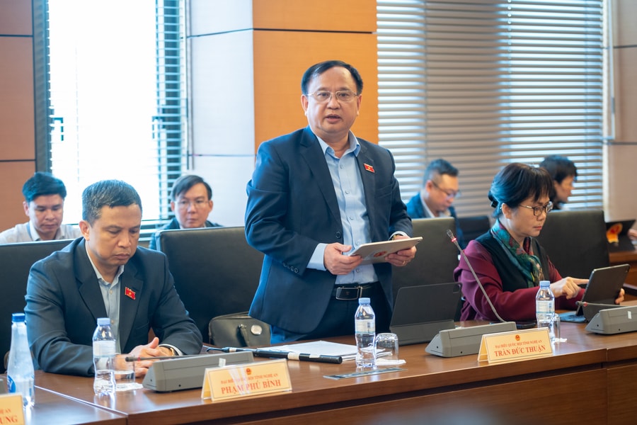 Bảo đảm quyền con người trong thi hành tạm giữ, tạm giam, cấm đi khỏi nơi cư trú