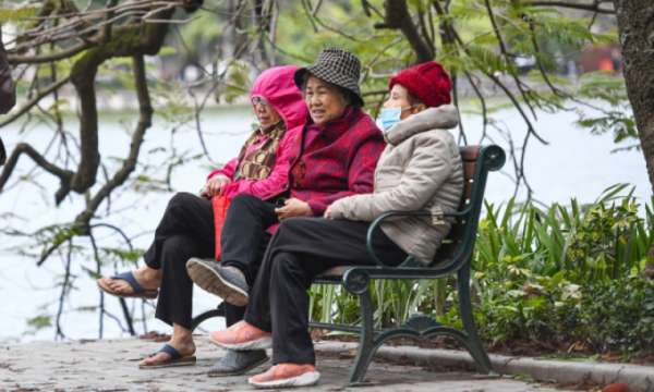 Người cao tuổi và trẻ nhỏ cần chú ý sức khoẻ khi thời tiết chuyển lạnh