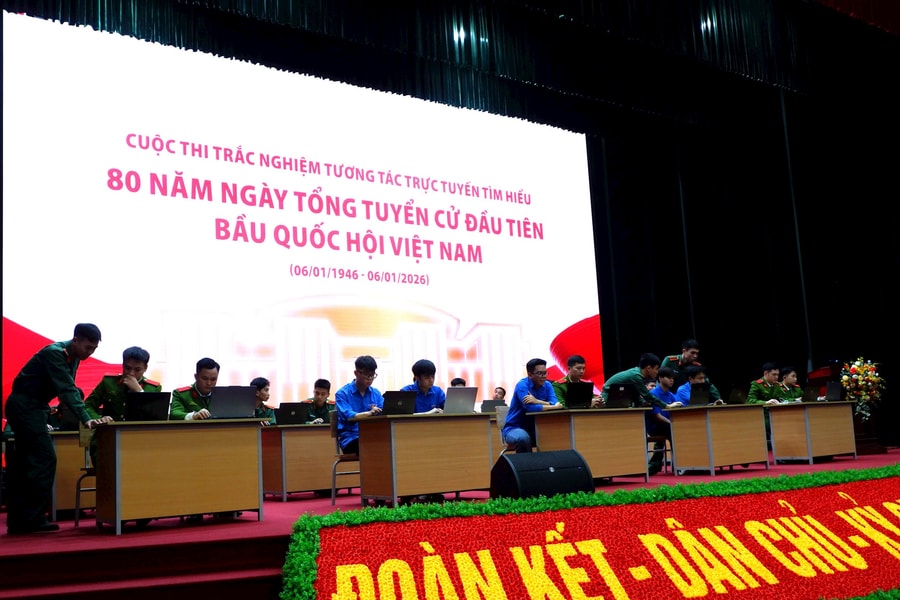 Sôi nổi chặng 2 cuộc thi trắc nghiệm tìm hiểu 80 năm Quốc hội Việt Nam