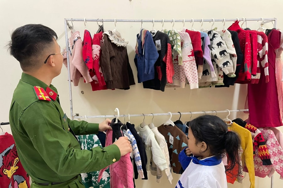 Công an xã Bằng Thành (tỉnh Thái Nguyên): Sáng kiến “Gian hàng 0 đồng” và hành trình lan toả hơi ấm yêu thương