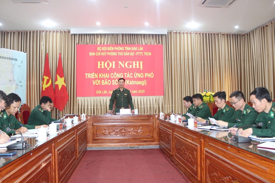 Bộ đội Biên phòng tỉnh Đắk Lắk: Chủ động ứng phó với bão số 13 theo phương châm "4 tại chỗ"