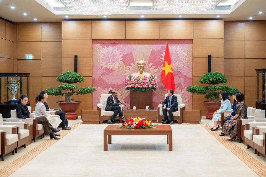 Thúc đẩy hợp tác chiến lược Việt Nam – Singapore đi vào chiều sâu, thực chất