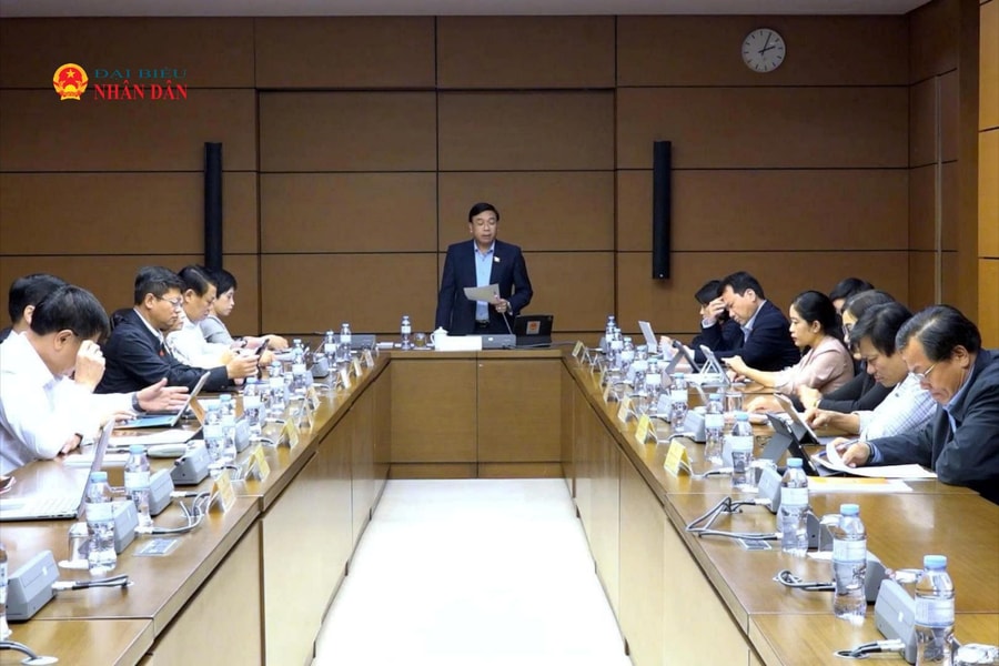 Cân nhắc thỏa đáng việc áp thuế đối với chuyển nhượng vàng miếng